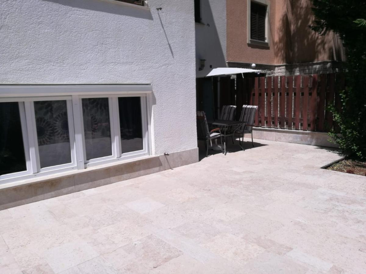 Ferienhaus Bozena Appartment 2 Върсар Екстериор снимка